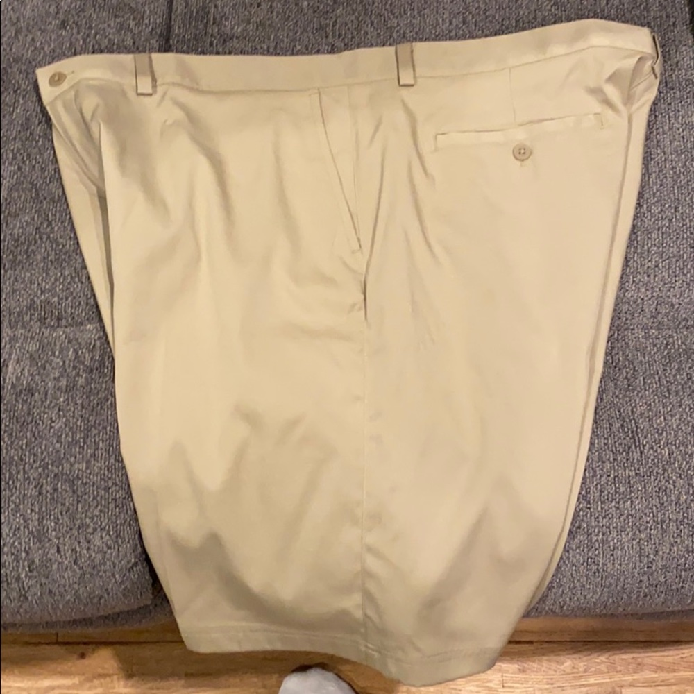 Nike Flex Golf Shorts - Size 42